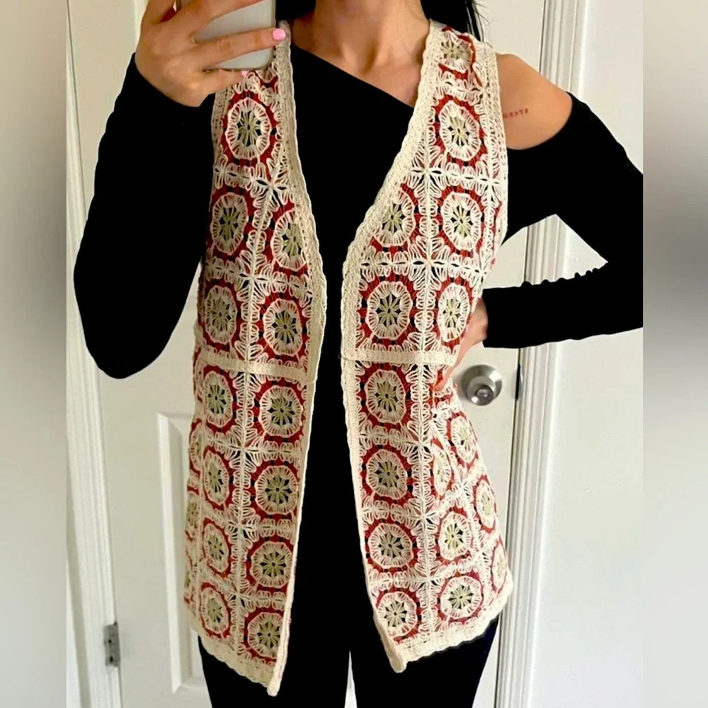 Rachel Zoe Boho Red/Natural Crochet floral open drape Vest Pullover/Cardigan S/M - Picture 1 of 4